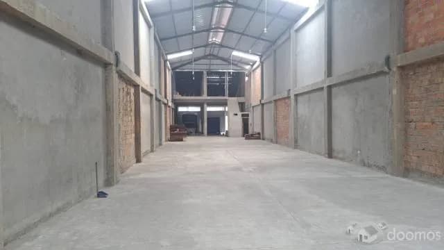 VENTA DE LOCAL -ALMACEN DE ESTRENO $ 480,000 - 1