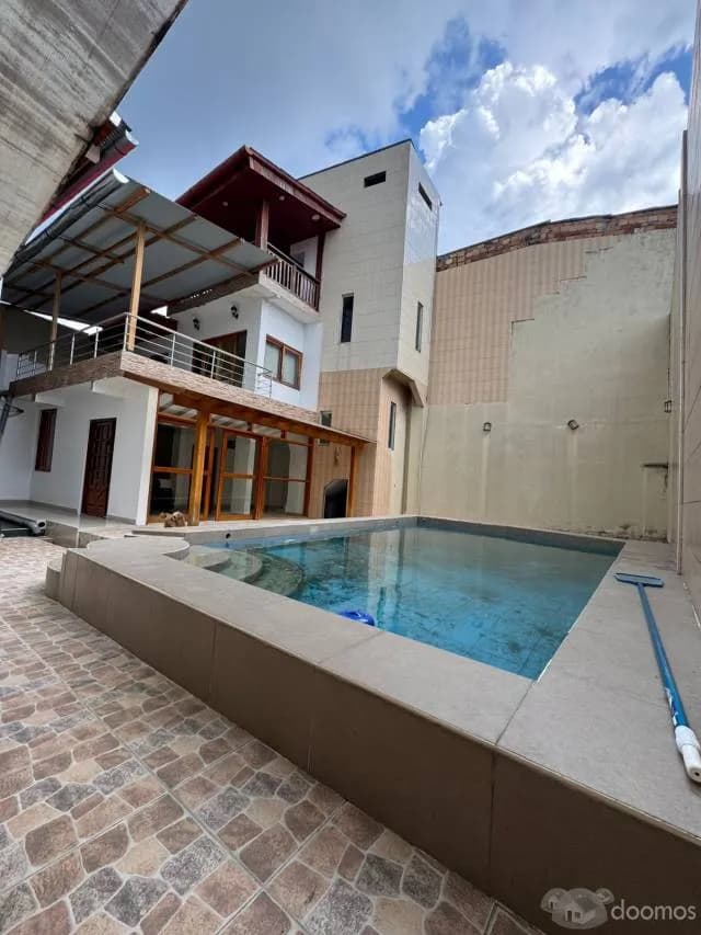 Venta tres pisos piscina y terraza $200,000 - 2