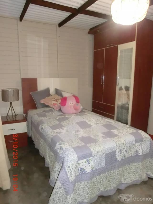 SE ALQUILA COMODAS HABITACIONES AMOBLADAS PARA SEÑORITA / LA PERLA - 1
