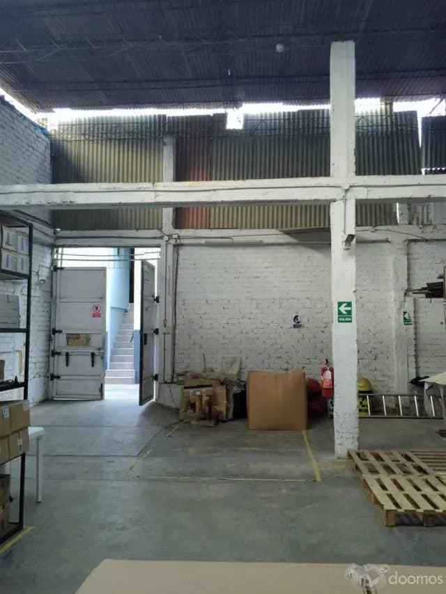 ALQUILER DE ALMACEN EN CHORRILLOS - 2