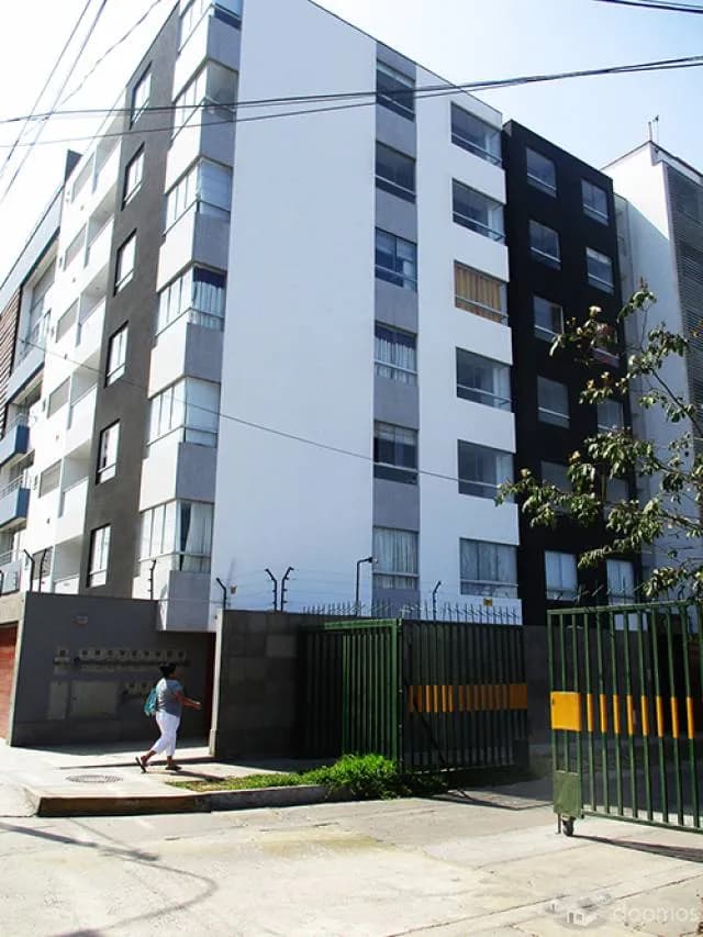 VENTA DEPARTAMENTO 3 DORMITORIOS - 1