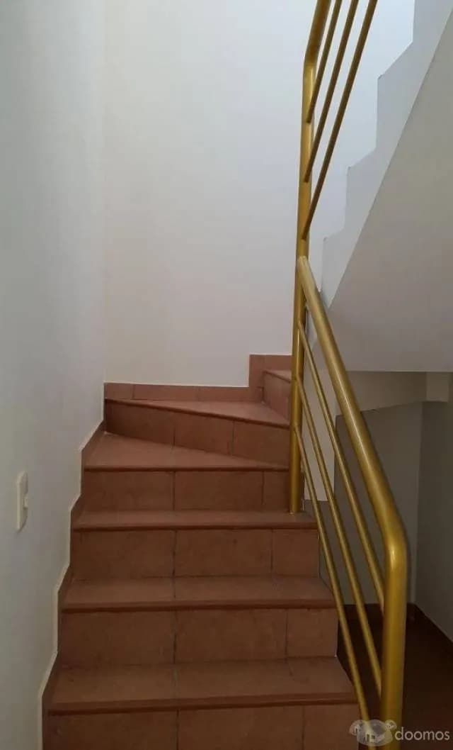 Vendo casa de 2pisos Urb,Sol de las Delicias - 1