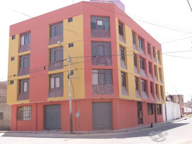 SE REMATA INMUEBLE COMERCIAL EN PLENO CENTRO DE TACNA - 1