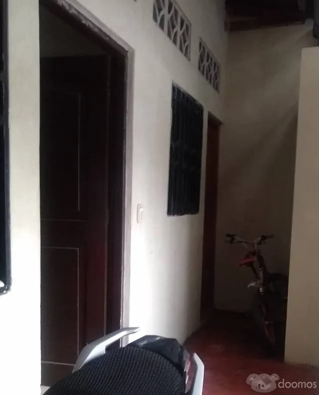 Casa céntrica 7x20 lista para vivir S/ 220,000 - 2