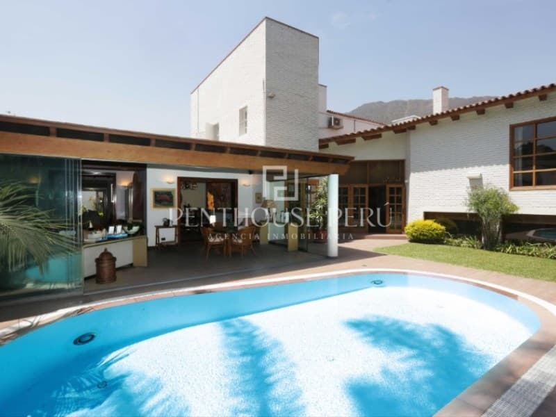 Casa en Venta en Surco Zona Cerrada calle Los Eucaliptos - 1