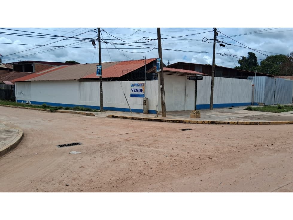 HERMOSA VIVIENDA DE ESTRENO - PUCALLPA - 1