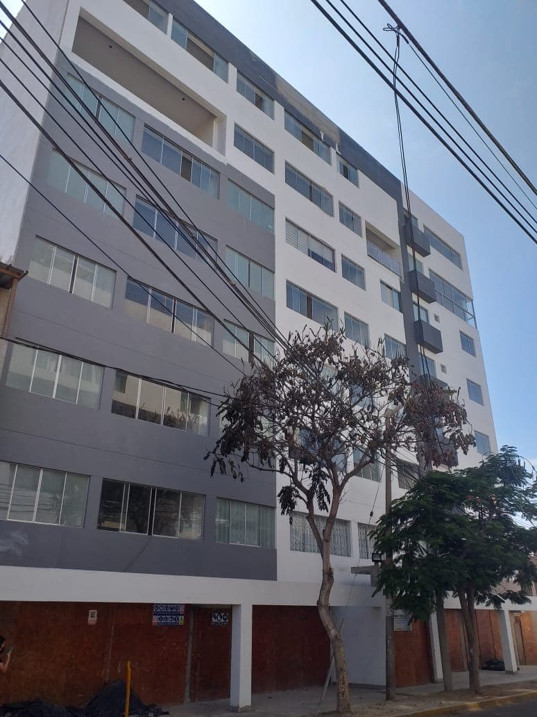 VENDO DUPLEX EN 7MO PISO - URBANIZACION SAN FERNANDO - 1
