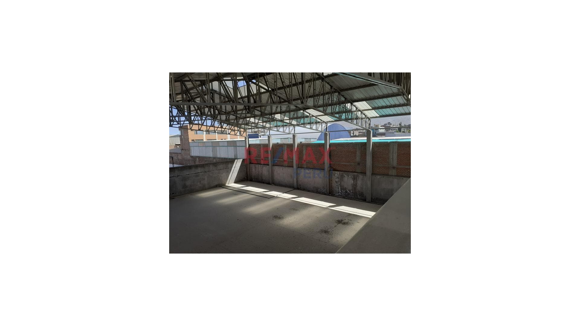 TERRENO INDUSTRIAL CERRO COLORADO IDEAL PARA FABRICAS, ALMACENES, LABORATORIOS, ETC - 1