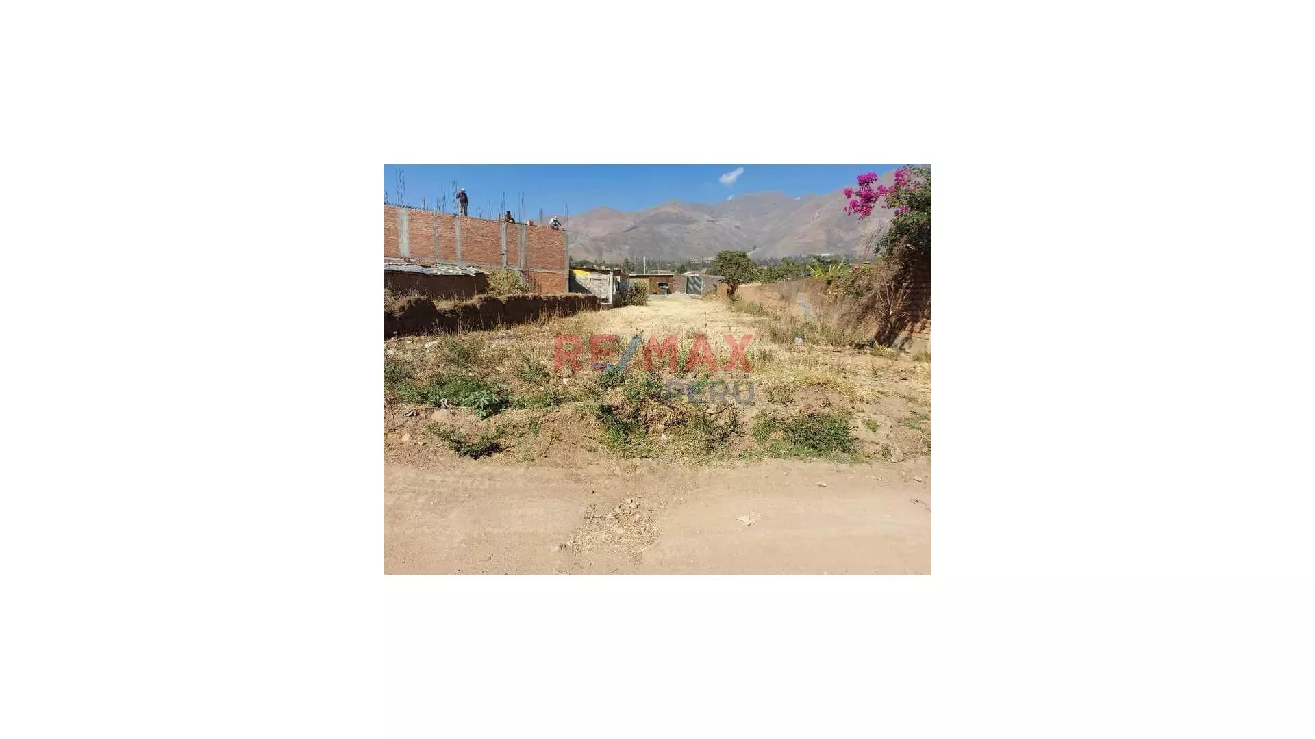 VENDO HERMOSO TERRENO DE 240 M2 JR. CENTENARIO CAYHUAYNA ALTA - 1