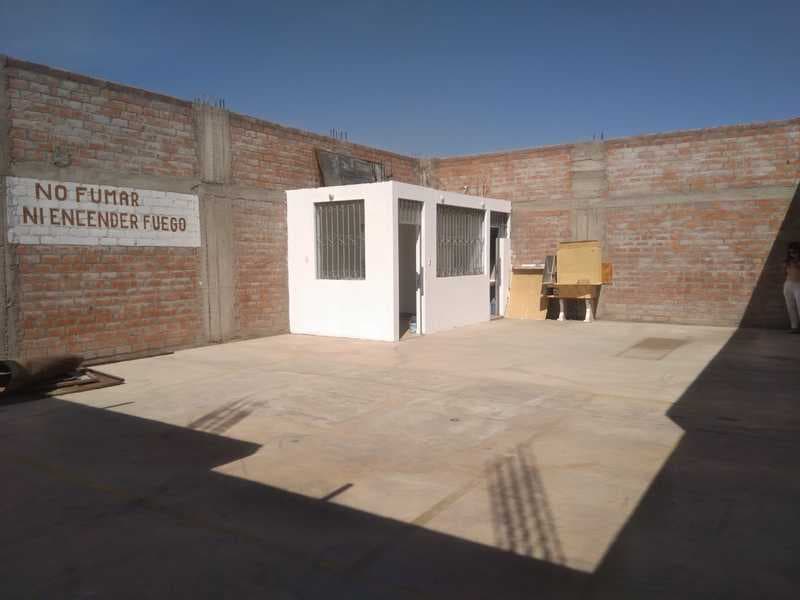 SE VENDE AMPLIO LOCAL COMERCIAL EN PLENA AVENIDA SALAVERRY - 2