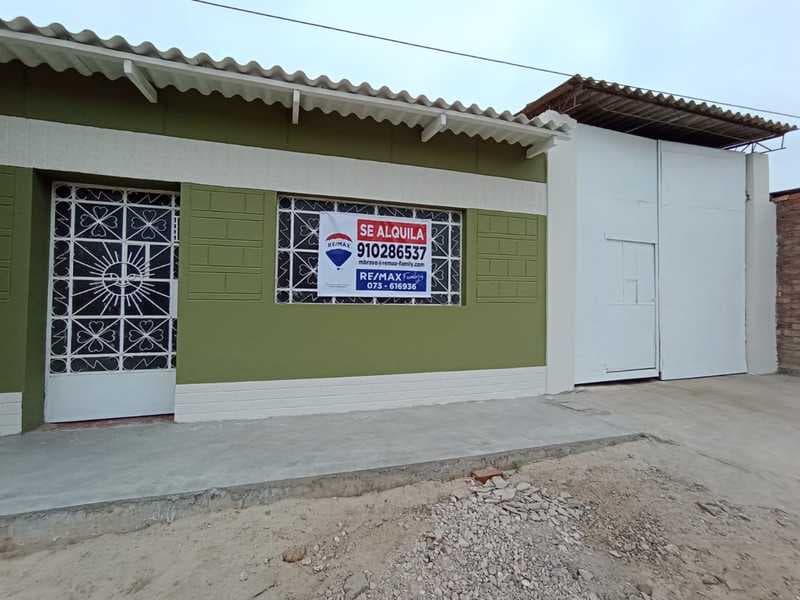 ALQUILER DE CASA 120M2- CATACAOS - 1