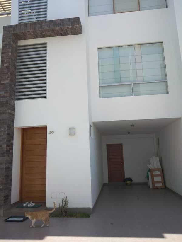 Casa en Venta en Exclusivo Condominio Quinta Ana Maria - 1