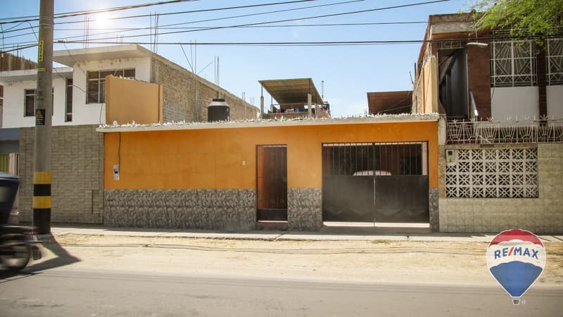 VENTA DE CASA EN AVENIDA VICE - 1