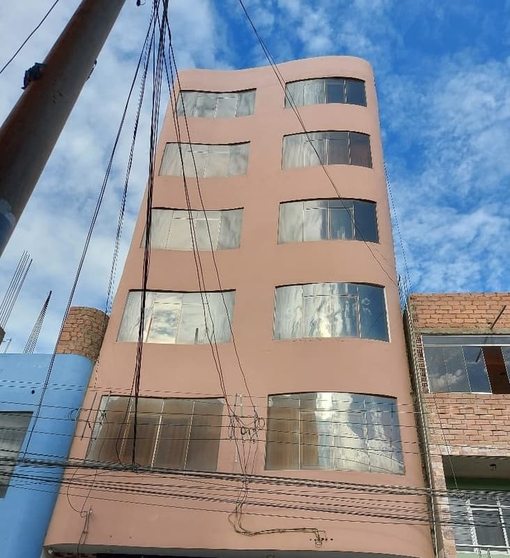 VENDO HERMOSO DEPARTAMENTO DE ESTRENO CON ASCENSOREN ZONA CENTRICO DE - 1