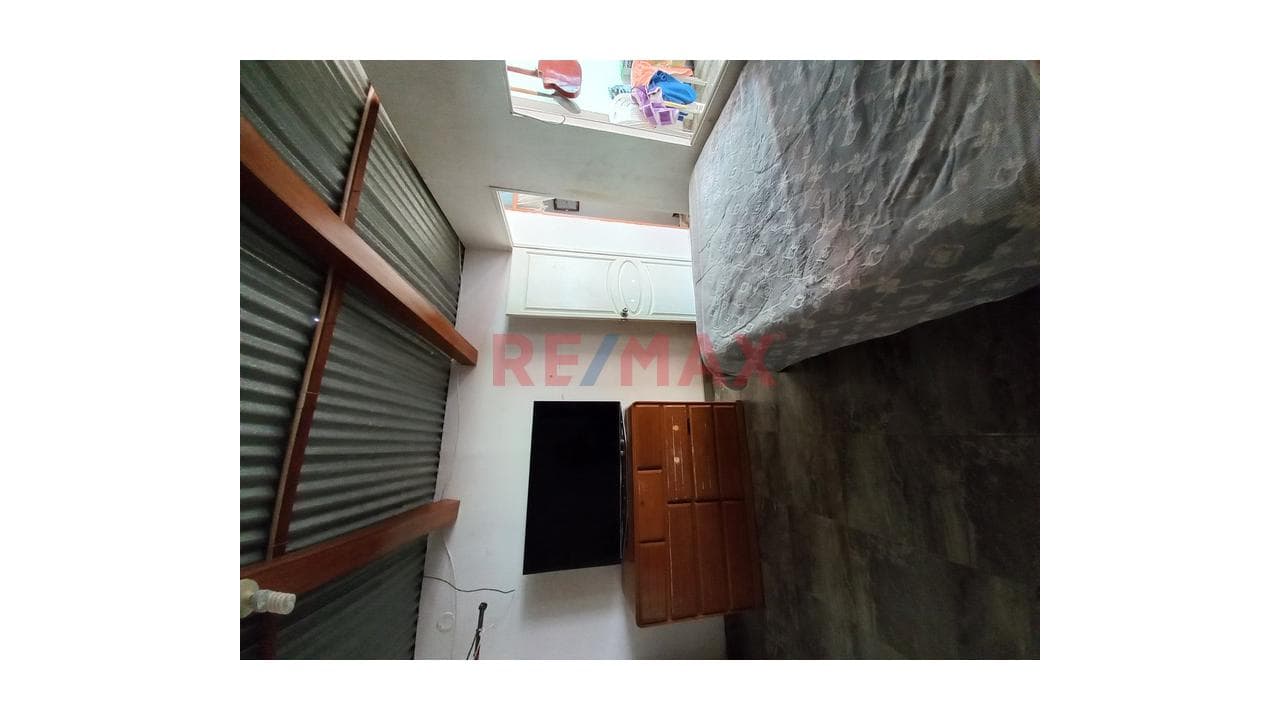 Casa ubicada cerca al colegio Micaela Bastidas y al mercado - 2