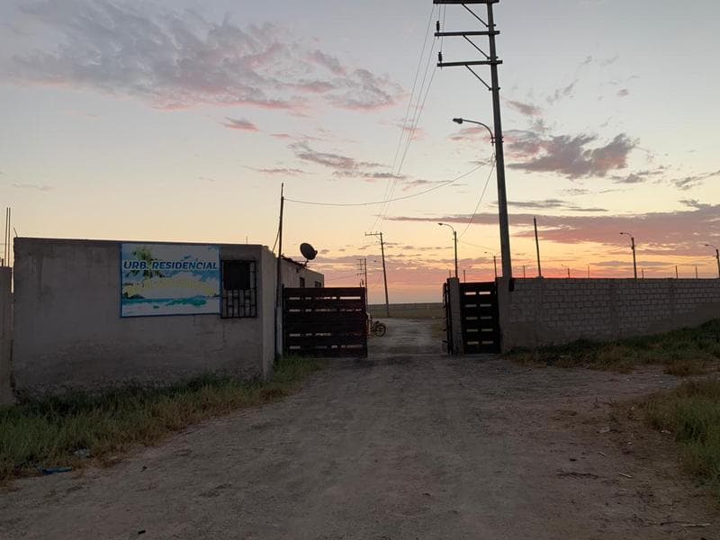 Se vende terreno de 140 m2 en la Punta de - 1