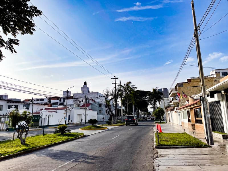 VENDO HOTEL COUNTRY FRENTE AL COUNTRY CLUB DEL GOLF - 2