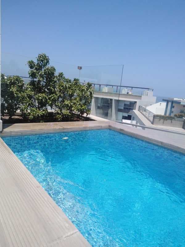 TRIPLEX CON TERRAZA Y PISCINA PROPIA EN SAN BARTOLO - 1