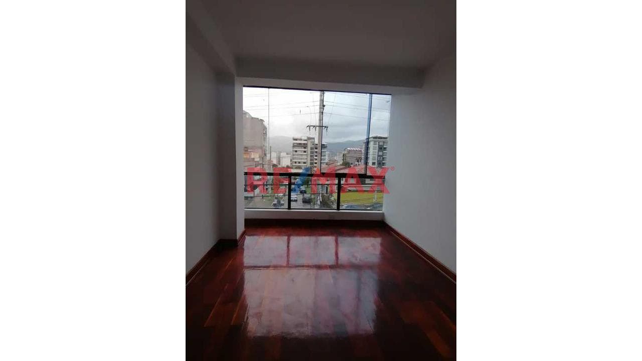 DEPARTAMENTO EN ALQUILER UBICADO EN UNA EXCELENTE ZONA, SUPER CENTRICA - 2