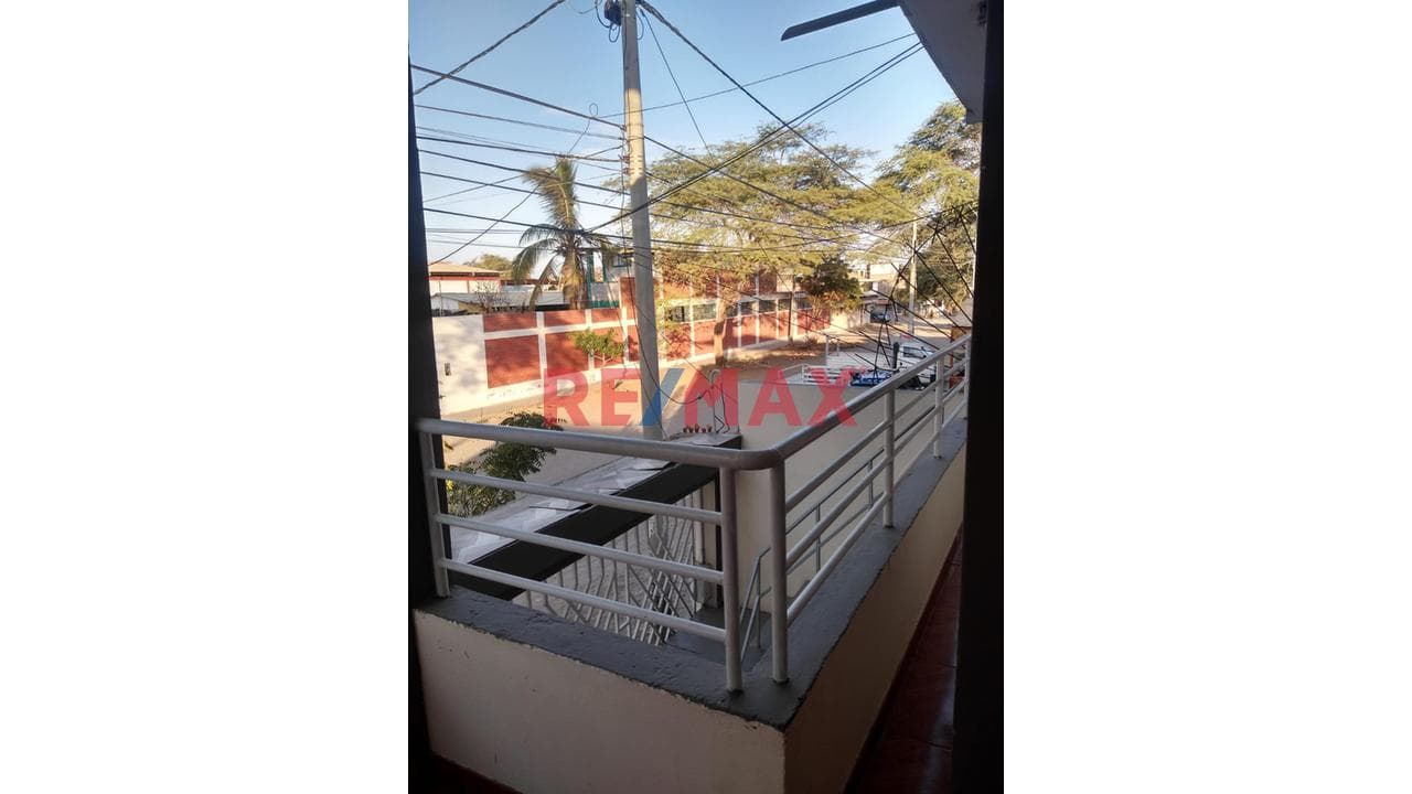 VENTA DE CASA AMLIA EN LOS ALGARROBOS PIURA - 2