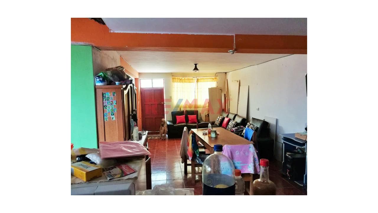 SE VENDE DEPARTAMENTO FLAT DE 80m2 EN URB. ZARZUELA - - 2