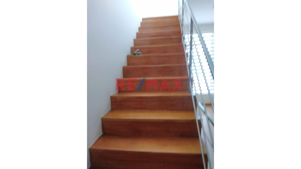 EN ALQUILER CASA EN EXCLUSIVO CONDOMINIO DE URB QUINTA ANA - 2