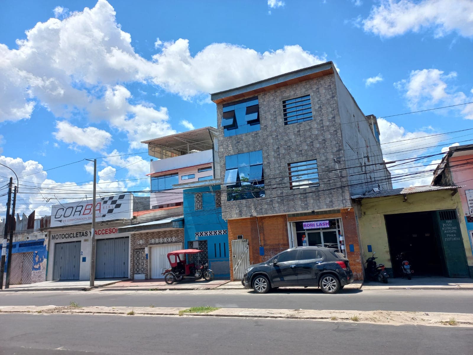 SE VENDE EDIFICIO DE 3 PISOS EN AV FREYRE... INVERSIÓN - 1