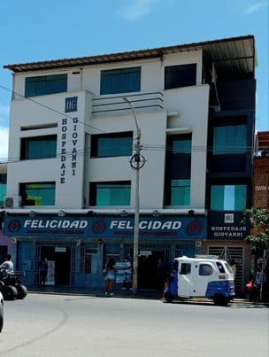 SE ALQUILA HOSPEDAJE PARA PERSONAL STAFF EN TALARA - 1