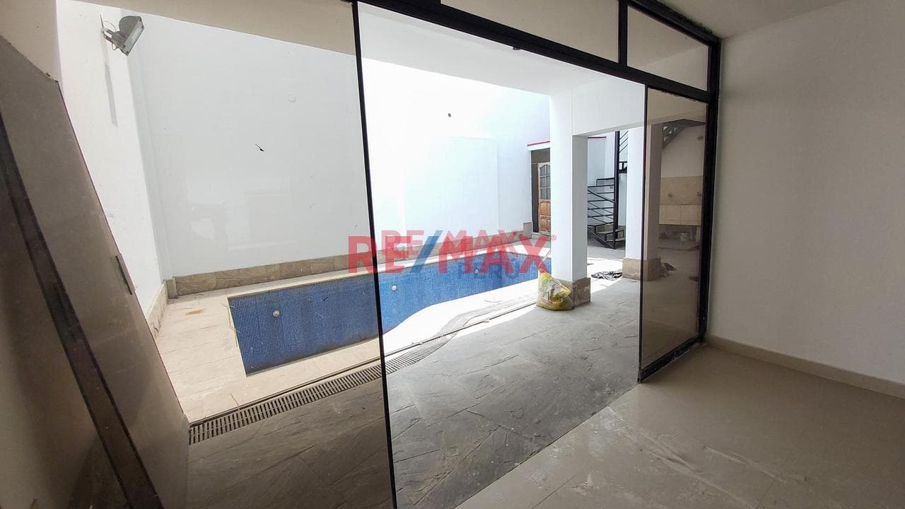 ALQUILER DE LOCAL COMERCIAL EN SAN ANDRÉS I ETAPA - 2