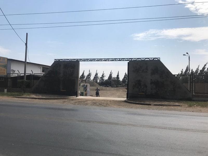 ALQUILER DE LOCAL INDUSTRIAL EN AV. PANAMERICANA KM 708 CERCA - 1