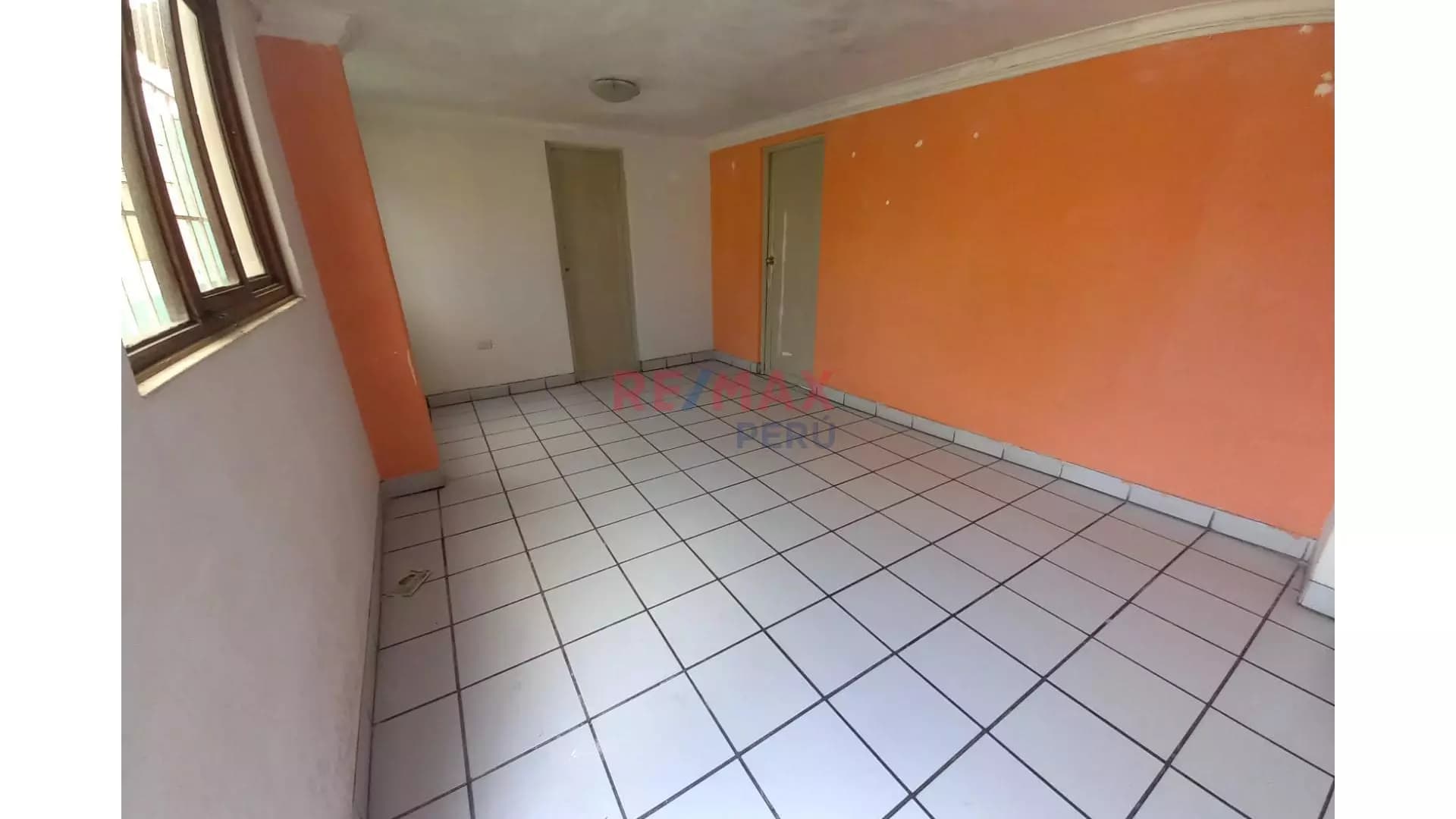 VENDO ACOGEDOR DPTO. EN CONDOMINIO AV. EJERCITO A 2 CDRAS - 2
