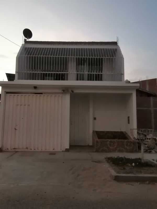 ALQUILER DE CASA EN URB LAS CASUARINAS - 1