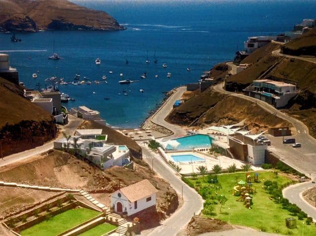 ¡Venta de Terreno en Club Náutico en Pucusana! - 1
