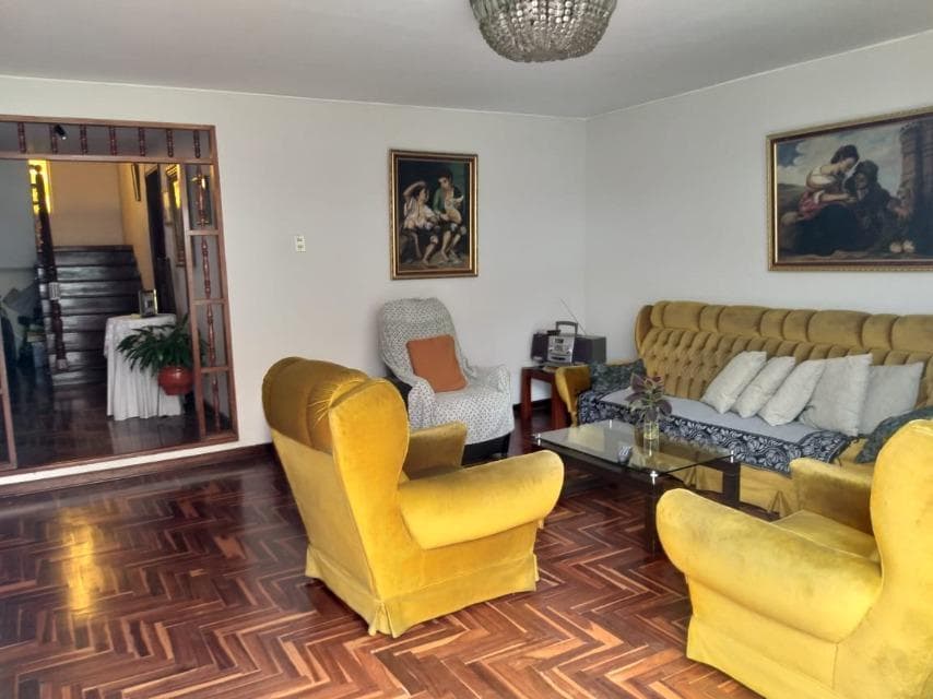 Vendo Linda casa en calle Fray Luis De León 1, San Borja - 1