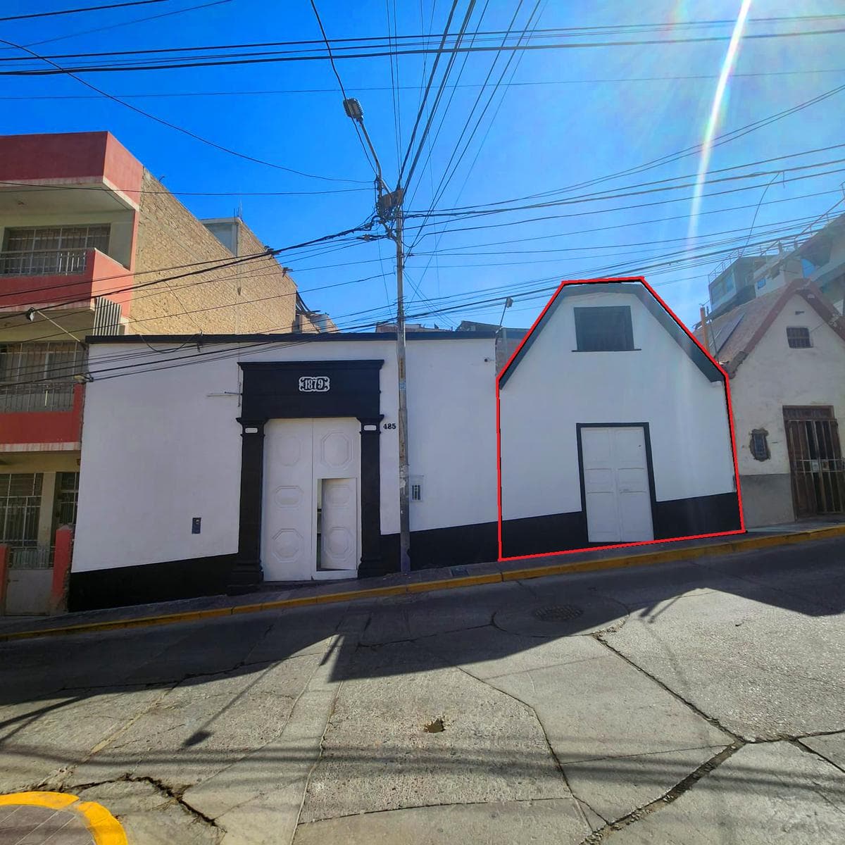 CASA COMO TERRENO EN MOQUEGUA MONUMENTAL - 1