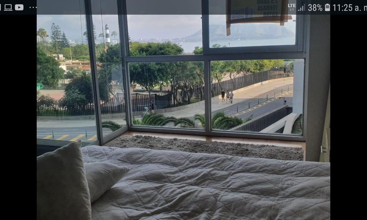 Vendo o Alquilo Lindo Dpto Duplex Frente Mar Malecon Cisneros Miraflores x Faro - 1