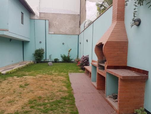 CASA COMERCIAL - EL POLO - RESTAURANTE - CENTRO ESTETICA- OTROS. - 1