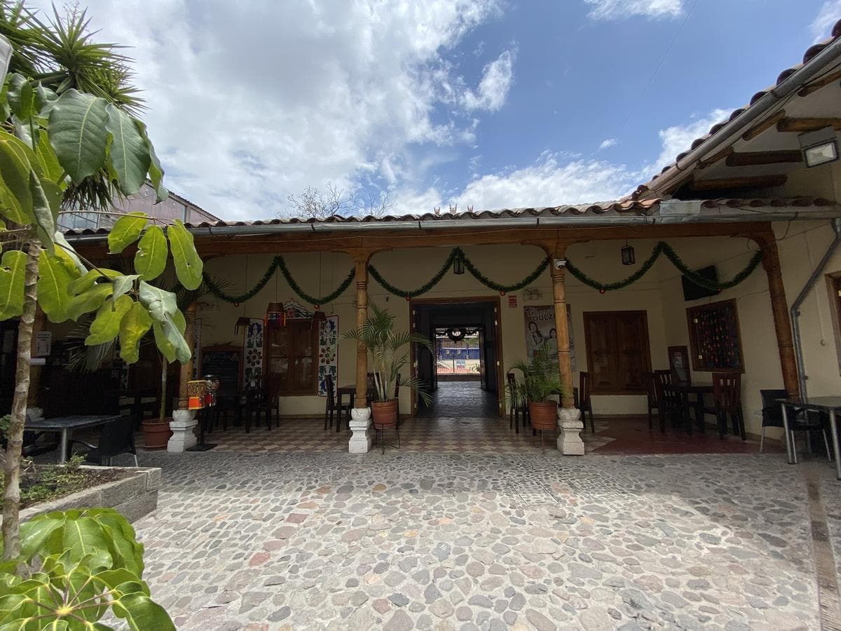 VENTA CENTRO COMERCIAL PLAZA MORE, AYACUCHO, HUAMANGA, AYACUCHO. - 2