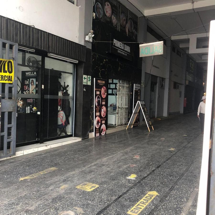 VENTA – LOCAL COMERCIAL – SURCO - 1