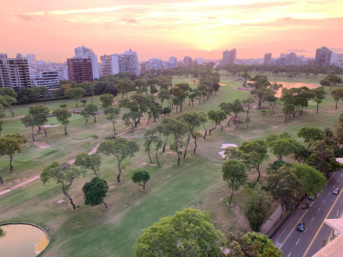 Alquilo Lindo Departamento Flat con hermosa vista panoramica al Golf de San Isidro en Avenida Aureli - 1