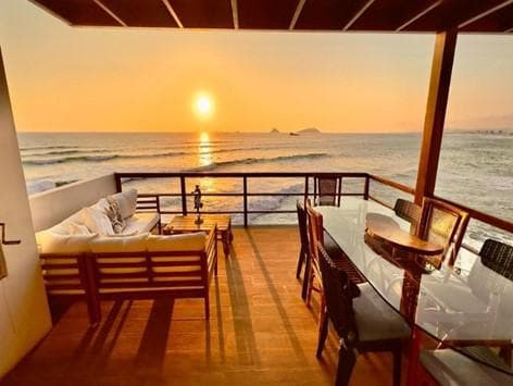 Casa en Alquiler o Venta en Punta Hermosa - 2