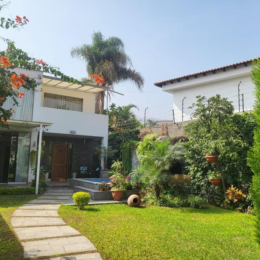 ¡Venta De Hermosa Casa En Sol De La Molina! - 1