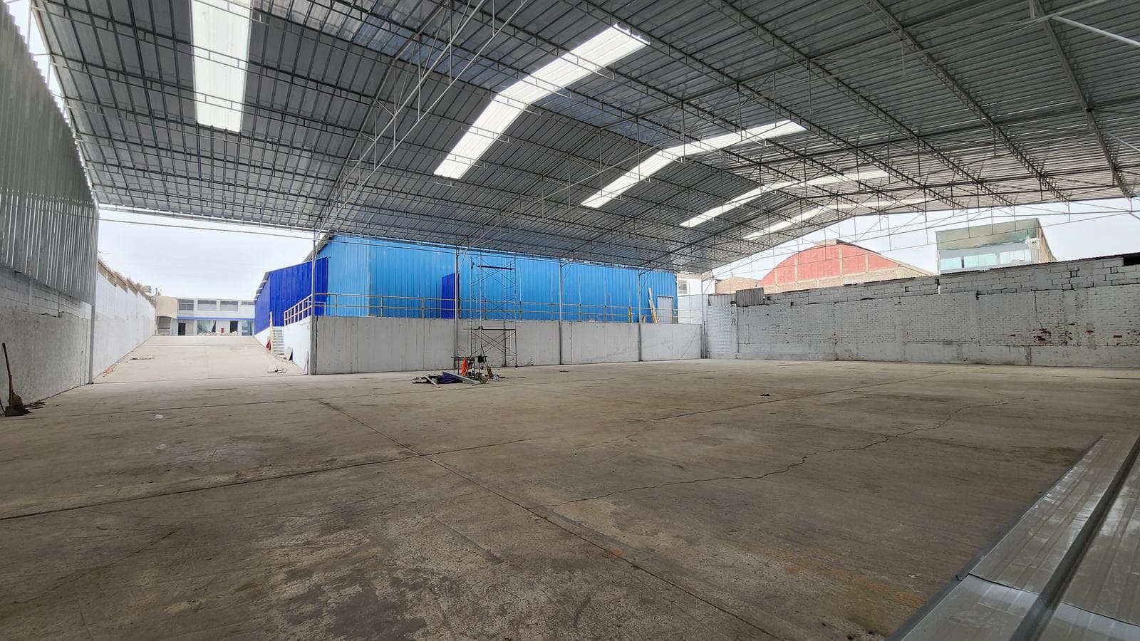 Local Industrial (zonf. I-2) AT:1,600 m2 Villa el Salvador - 1