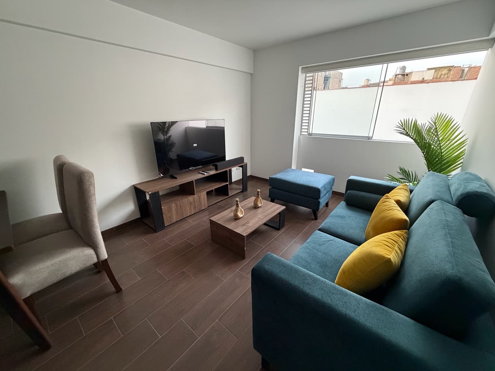 DEPARTAMENTO EN VENTA DE 76M2 CON 3 DORMITORIOS EN BREÑA - 1