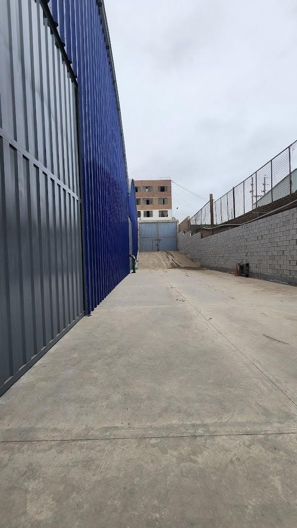 Terreno Industrial AT:5,080 m2 - 2