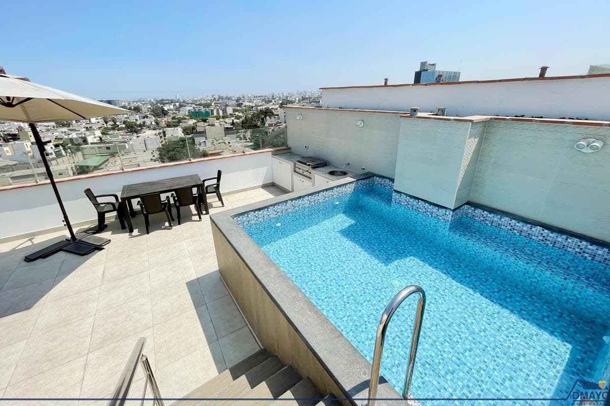 FLAT DE ESTRENO - NO PAGA ALCABALA - 3 HABITACIONES - PISCINA - 1