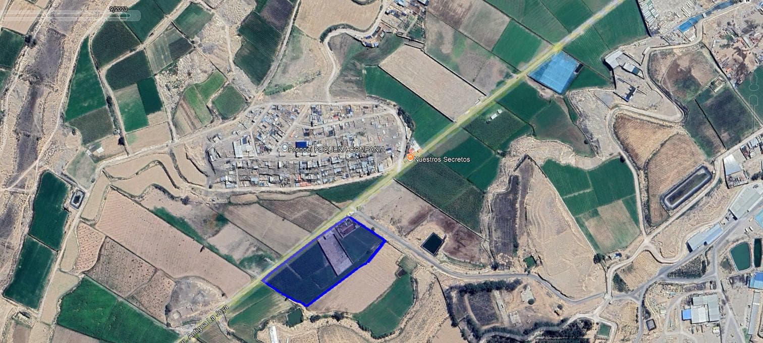 VENTA DE TERRENO CON POTENCIAL INDUSTRIAL – CERRO COLORADO (ZAMACOLA) - ANTIGUA CARRETERA A LA JOYA - 2