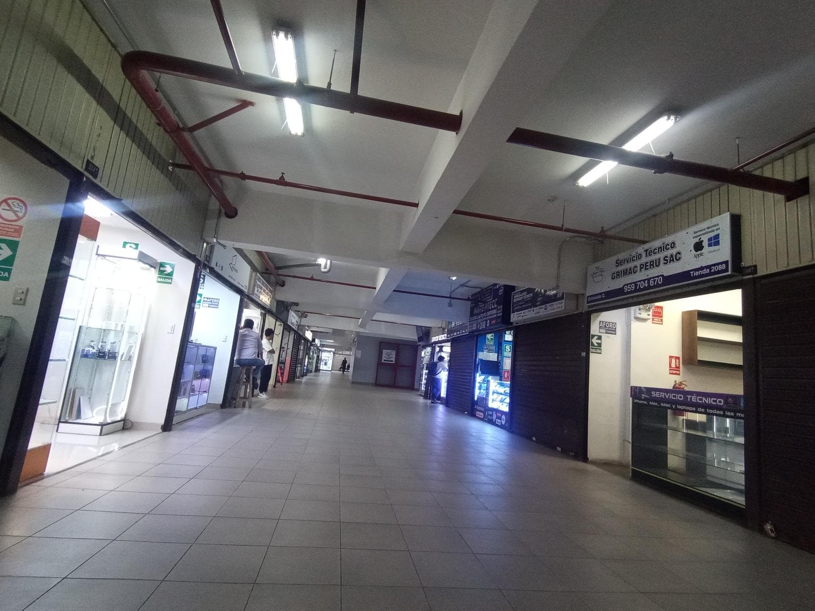 Local comercial en alquiler Miraflores - 1