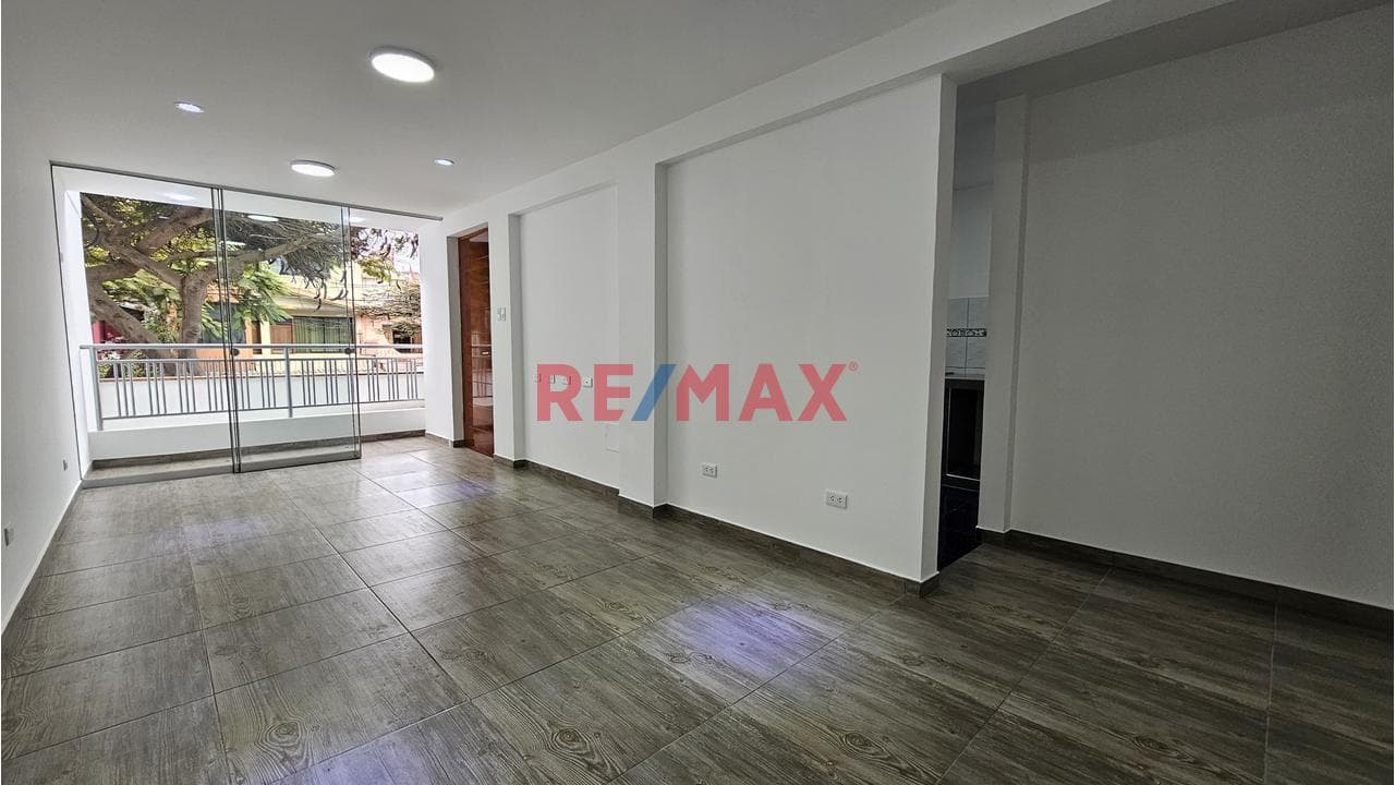 Lindo Departamento En Venta En Surco - 1