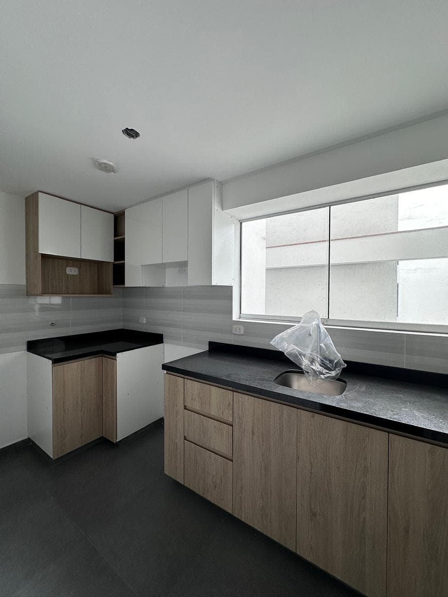 Venta de departamento en Pueblo Libre de 78m2 con vista interna - 2